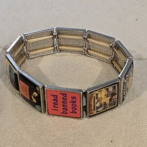 Rare Carolyn Forsman "I Read Banned Books" Bracelet